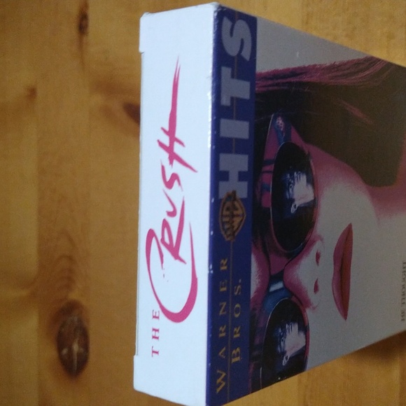 6/$15 The Crush mystery thriller VHS tape - Picture 5 of 7